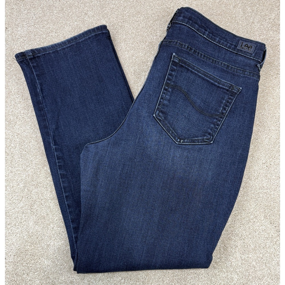 LEE Relaxed Fit Straight Leg Mid-Rise Women's Size 16M Blue Denim Jeans (36x30)